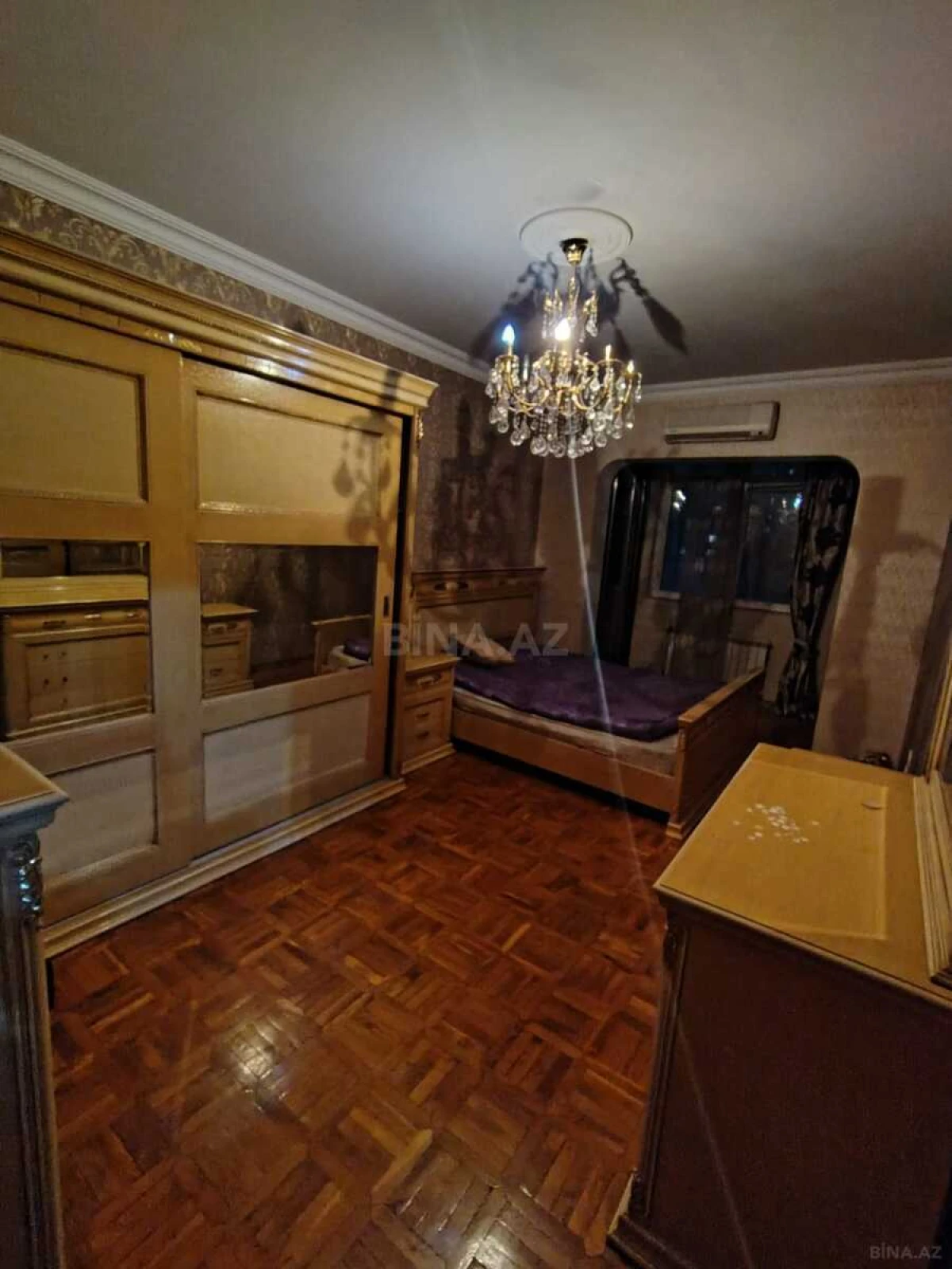 Satılır 4 otaqlı mənzil 100 m²