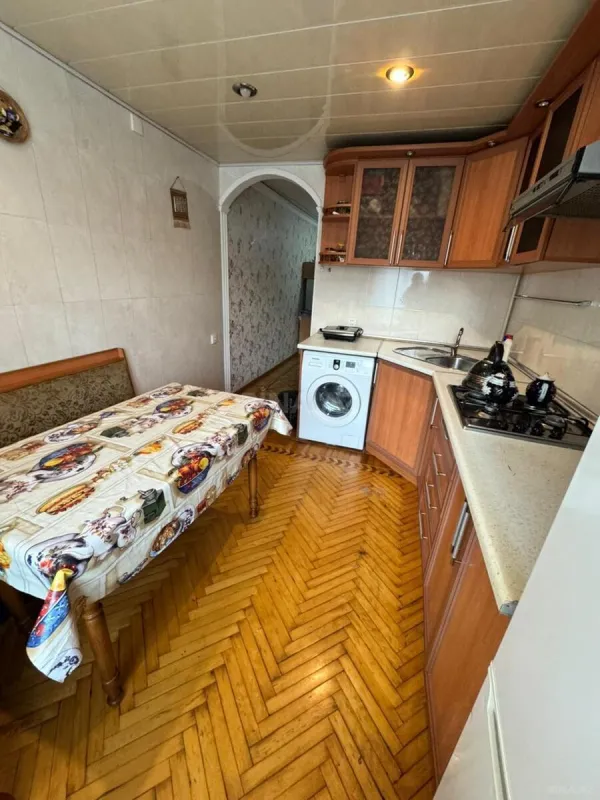 Satılır 2 otaqlı mənzil 61 m²