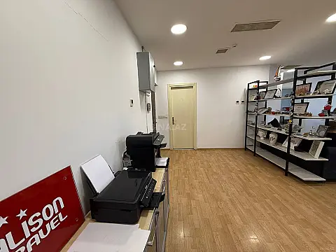 Kirayə verilir 3 otaqlı ofis 152 m²