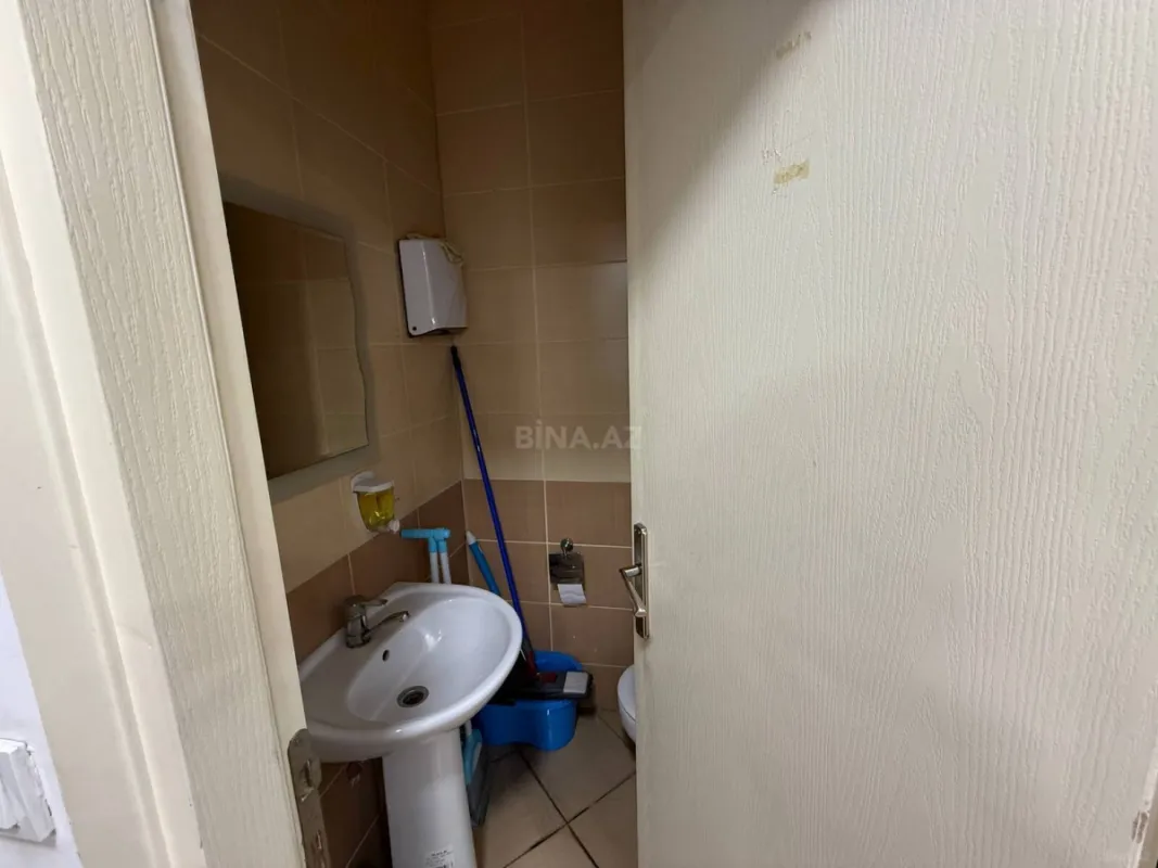 Kirayə verilir 3 otaqlı ofis 152 m²