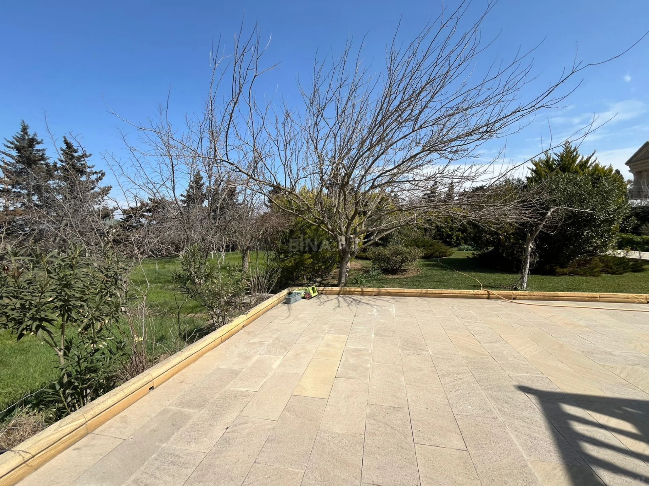 Satılır torpaq sahəsi 4 m²