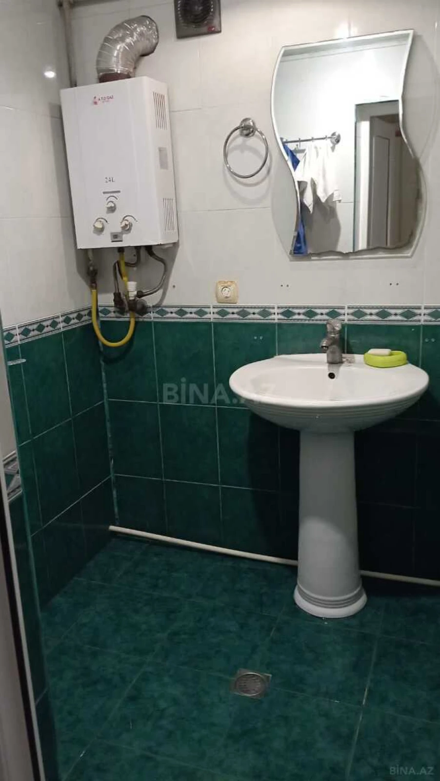 Kirayə verilir 2 otaqlı mənzil 60 m²