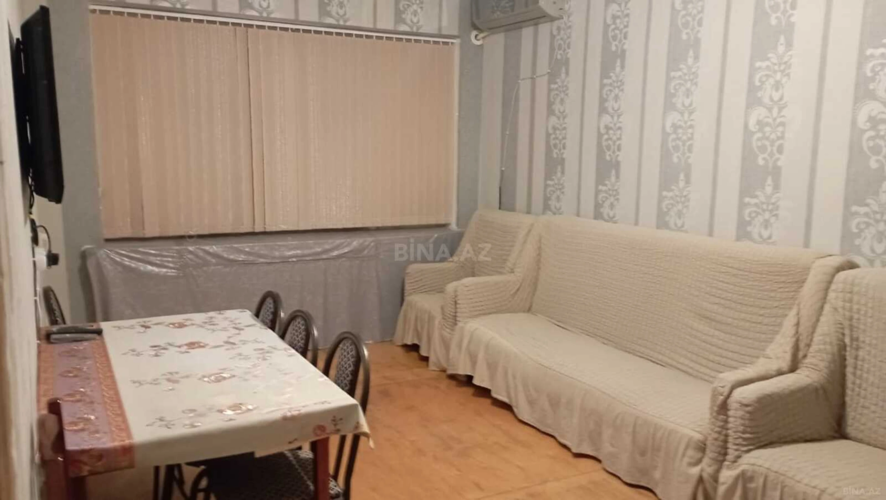 Kirayə verilir 2 otaqlı mənzil 60 m²