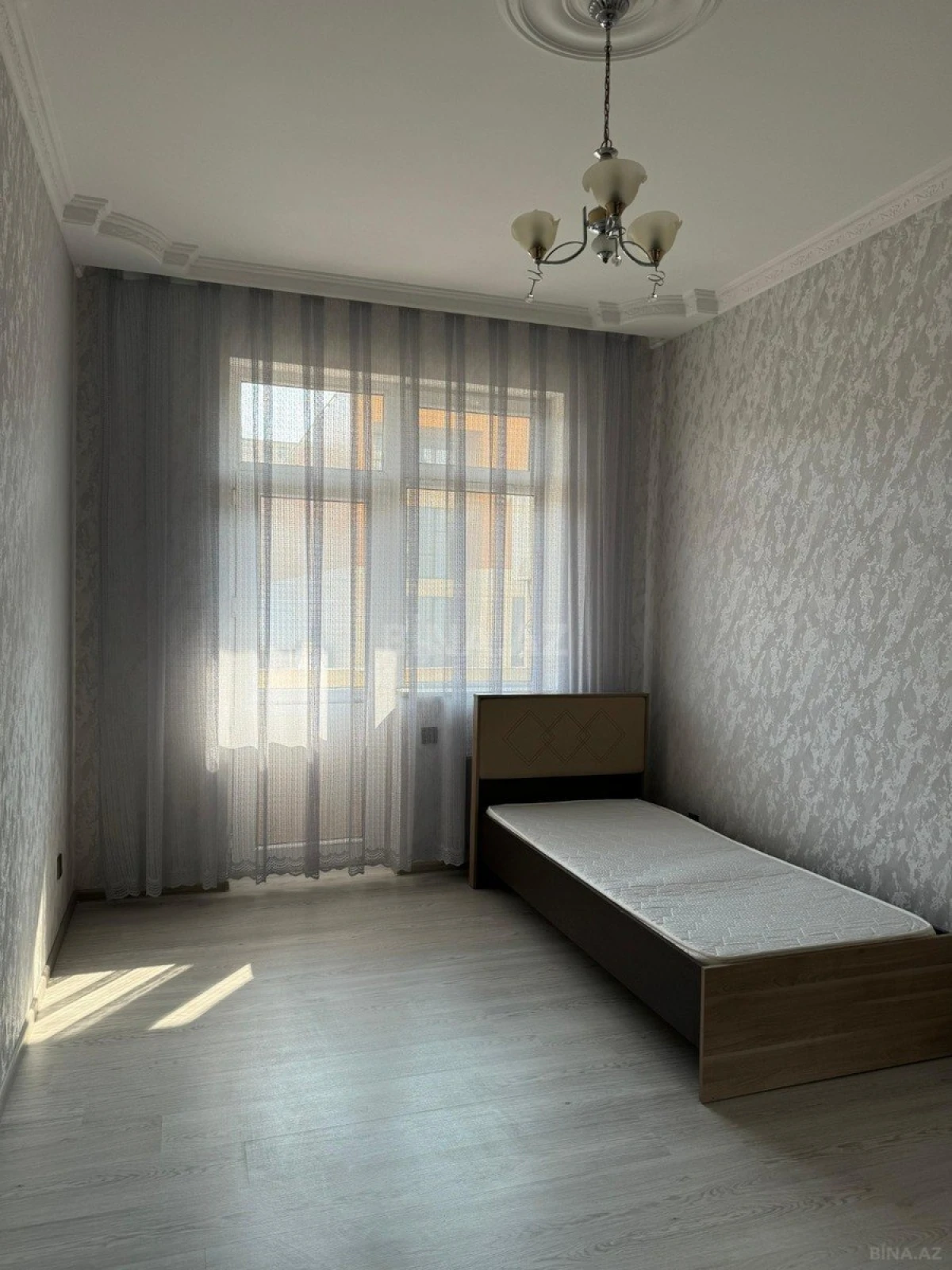 Kirayə verilir 3 otaqlı mənzil 100 m²