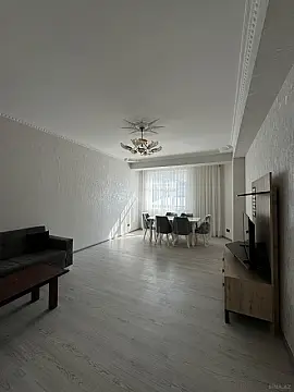 Kirayə verilir 3 otaqlı mənzil 100 m²