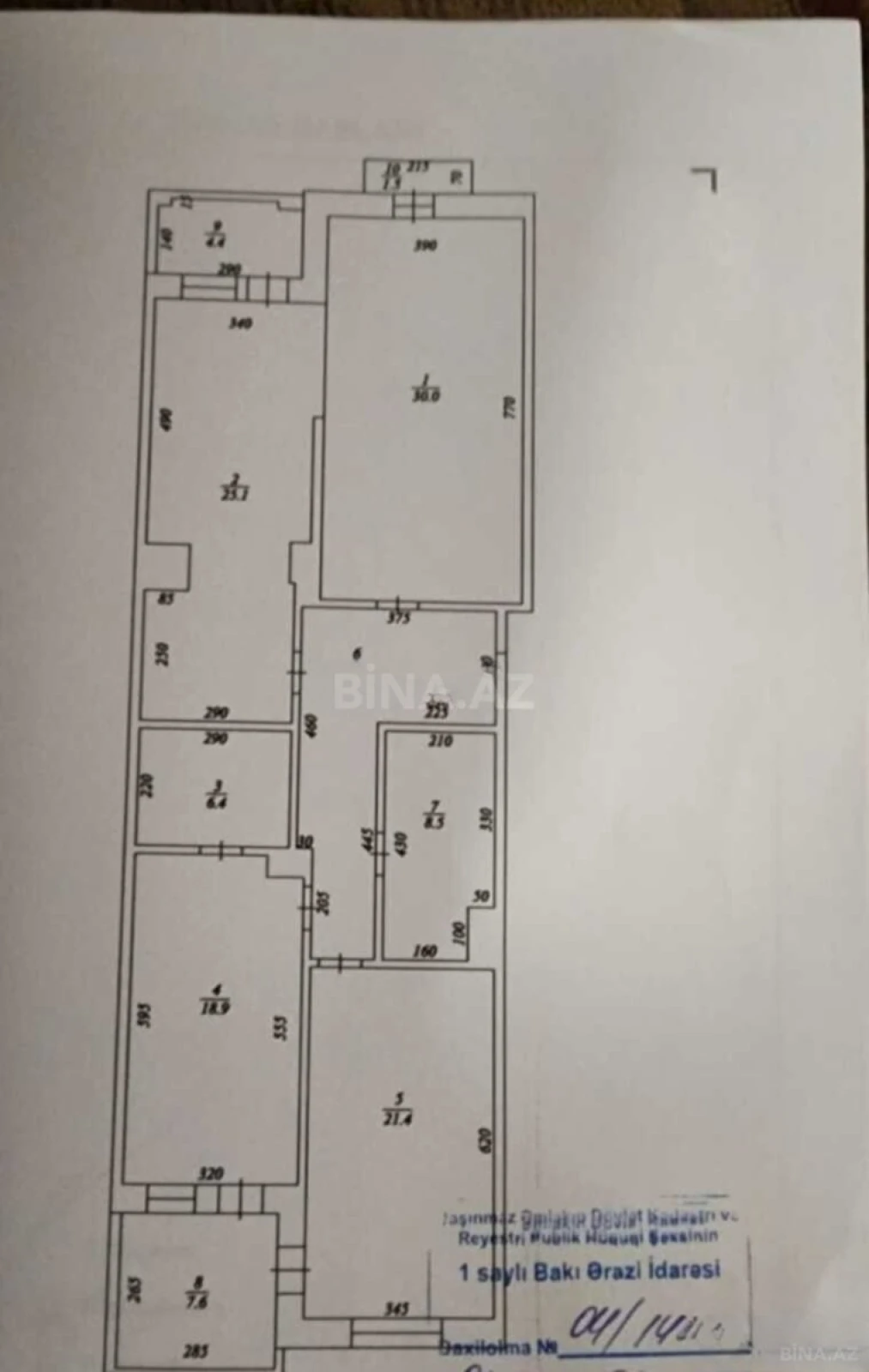 Satılır 3 otaqlı mənzil 138 m²
