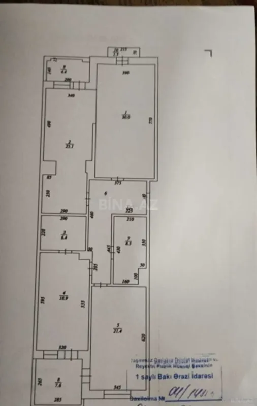 Satılır 3 otaqlı mənzil 138 m²