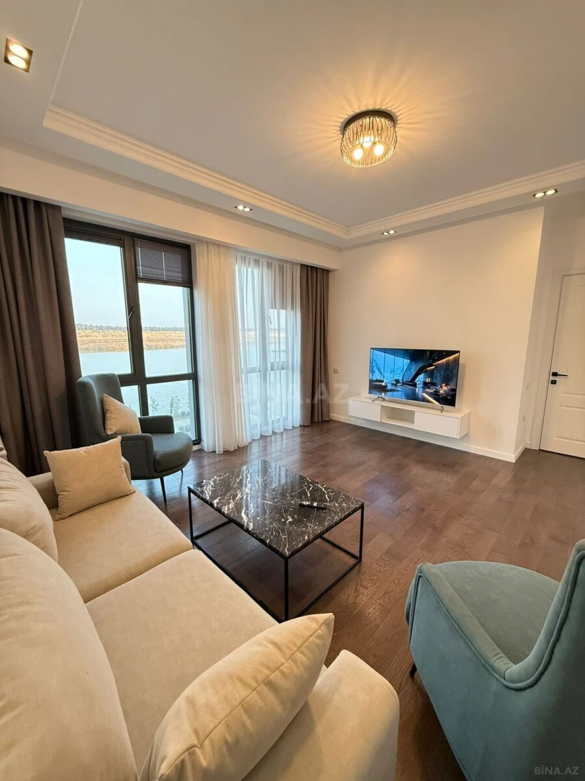 Kirayə verilir 3 otaqlı mənzil 90 m²