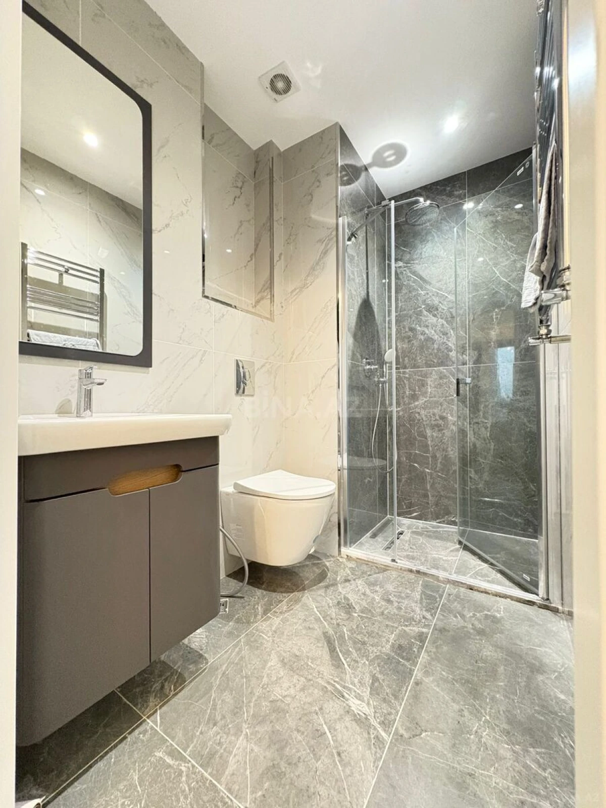 Kirayə verilir 3 otaqlı mənzil 90 m²