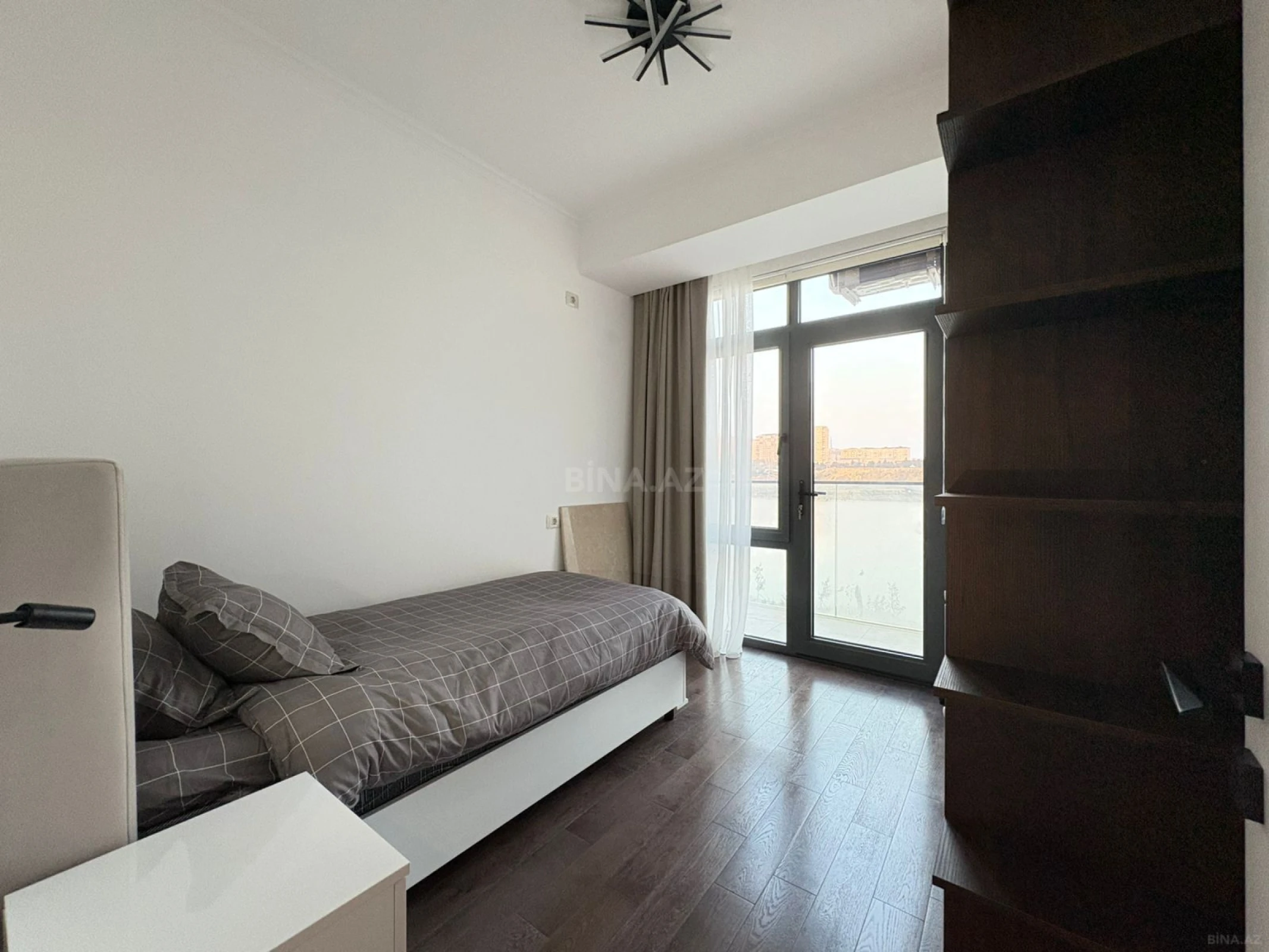 Kirayə verilir 3 otaqlı mənzil 90 m²