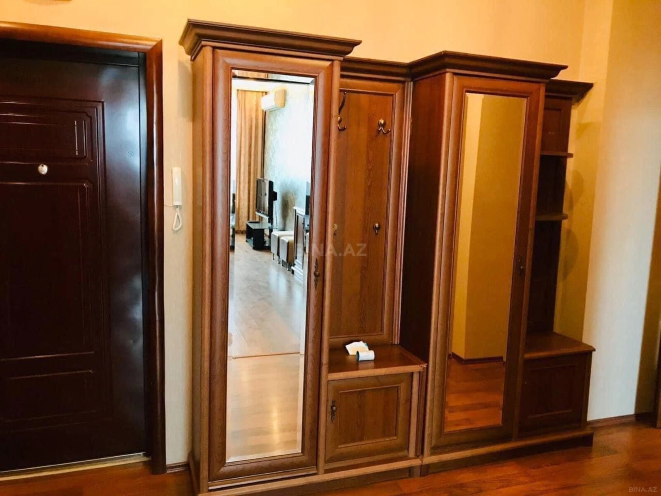 Kirayə verilir 3 otaqlı mənzil 100 m²