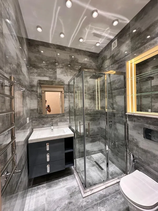 Satılır 4 otaqlı mənzil 195 m²