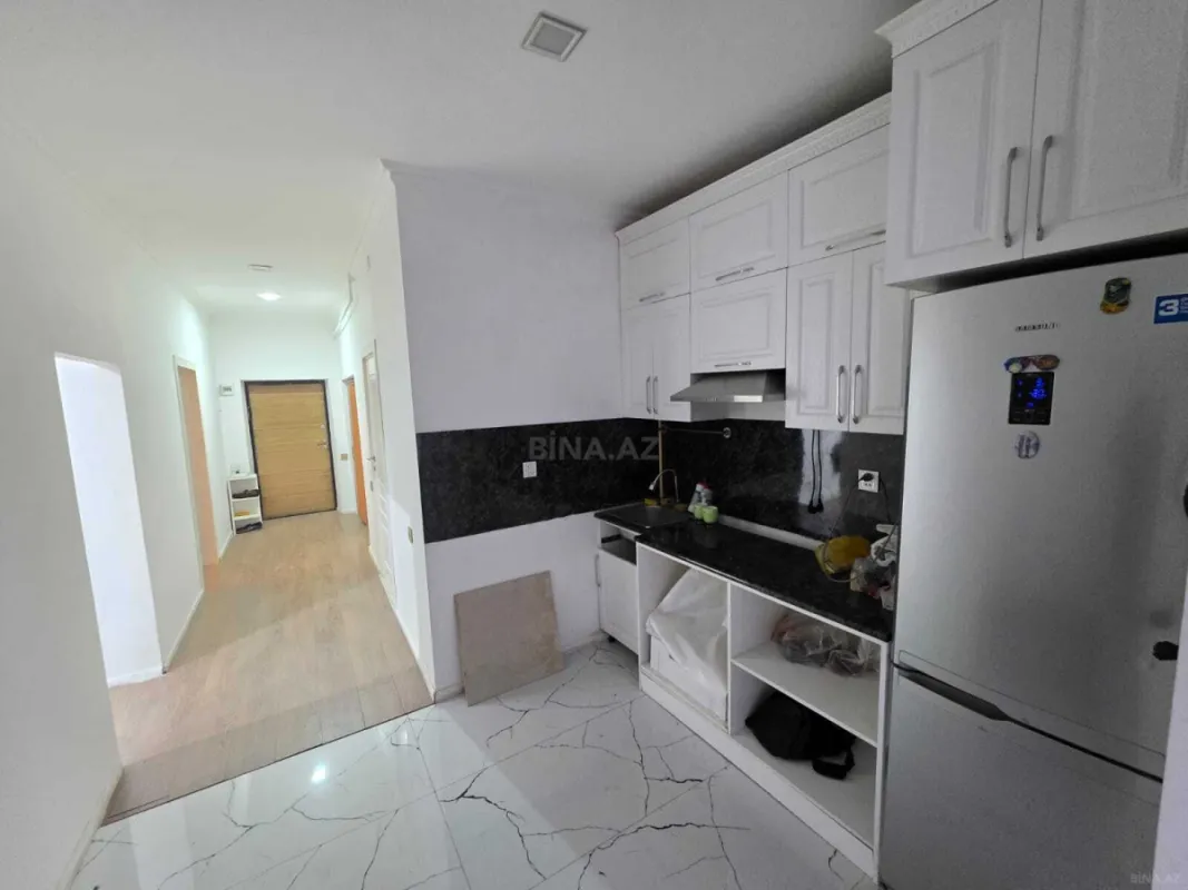 Kirayə verilir 3 otaqlı ofis 80 m²