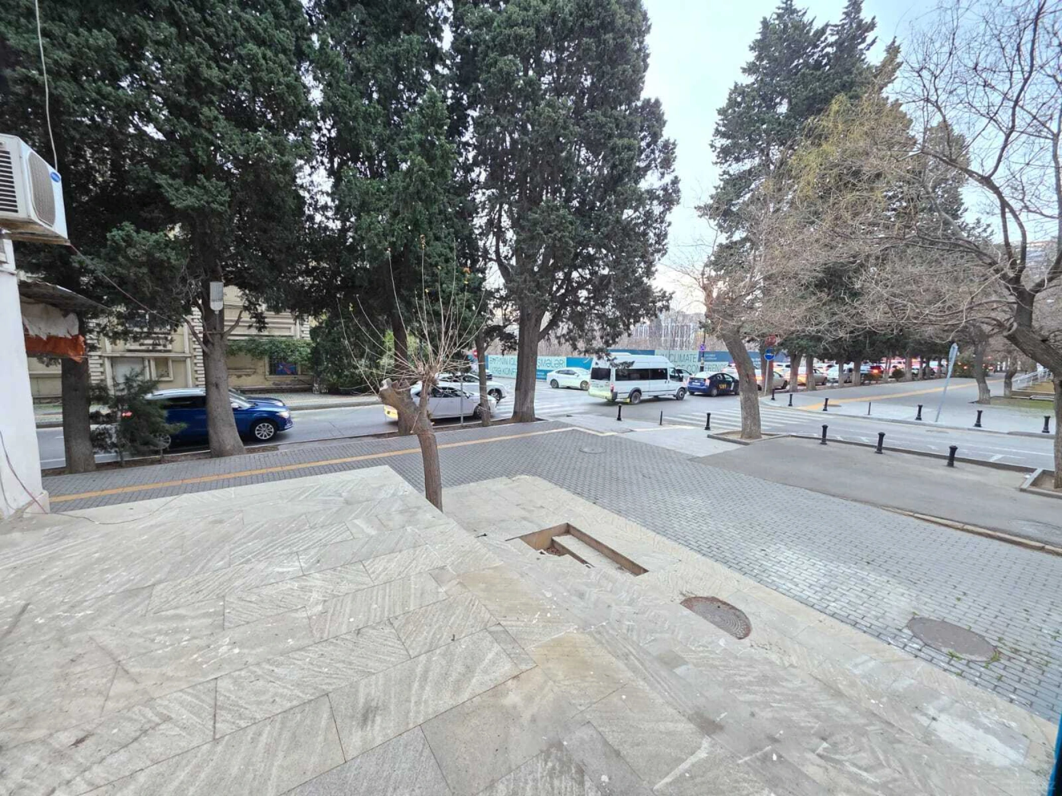 Kirayə verilir 3 otaqlı ofis 80 m²