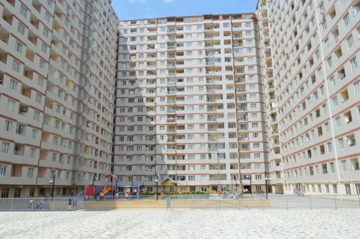 Kirayə verilir 2 otaqlı mənzil 60 m²