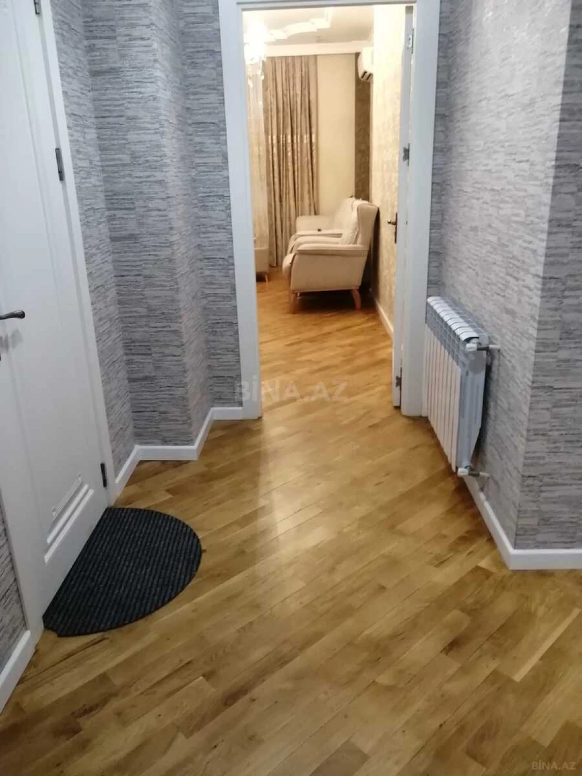 Kirayə verilir 2 otaqlı mənzil 70 m²