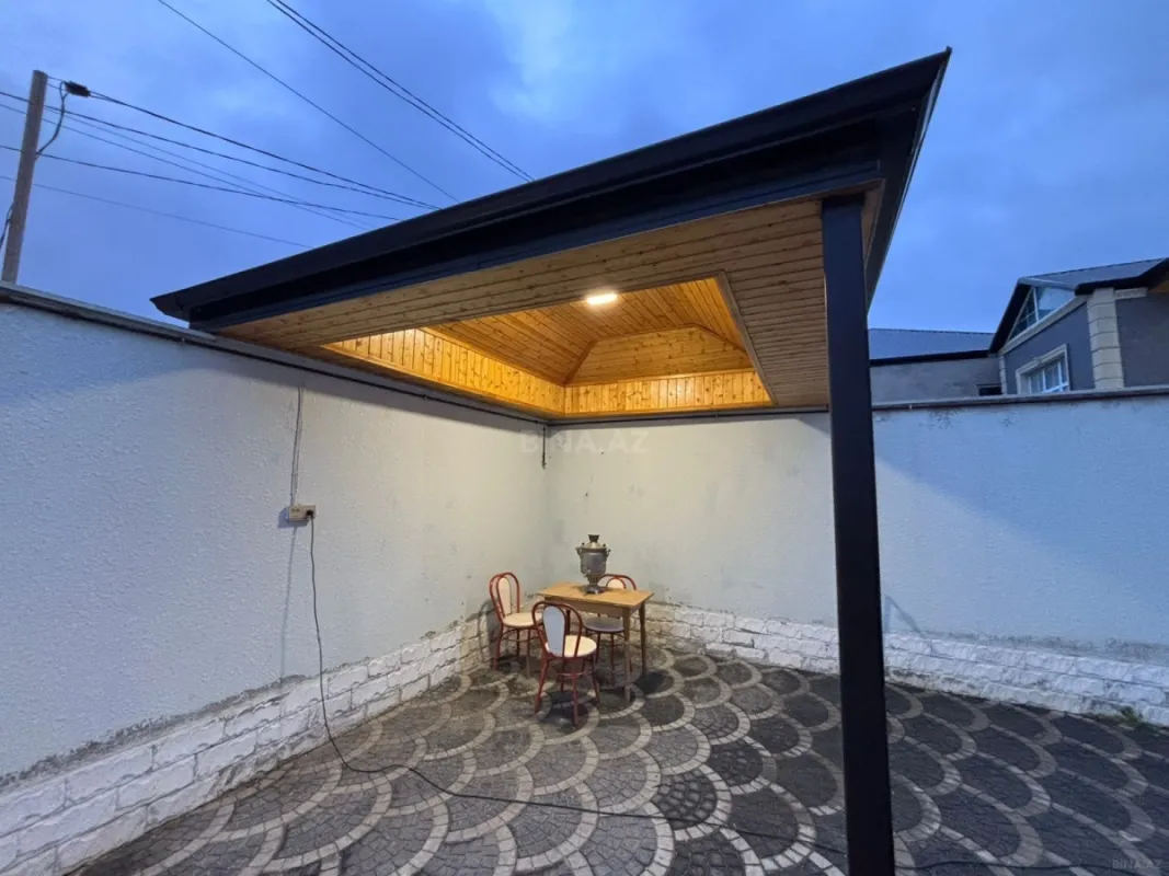 Satılır 4 otaqlı həyət evi 100 m²