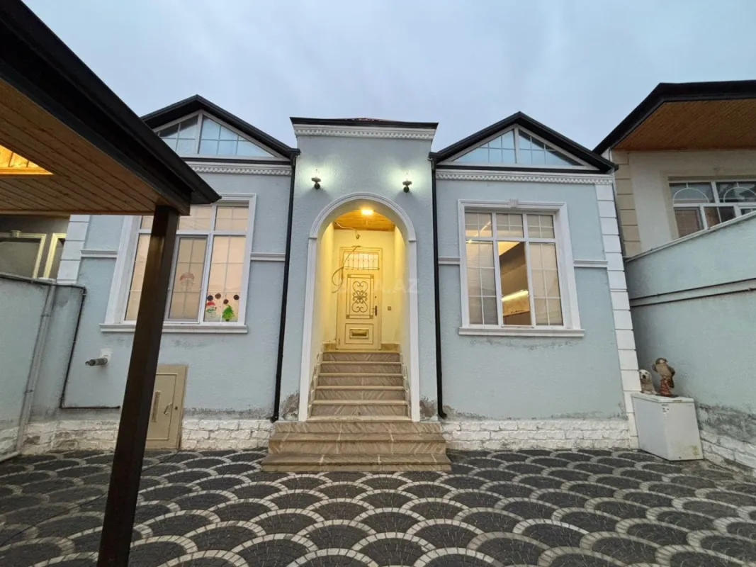 Satılır 4 otaqlı həyət evi 100 m²
