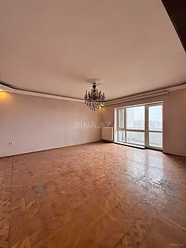 Satılır 3 otaqlı mənzil 135 m² — Bakı, Nizami 3 otaq 135.00 m²
