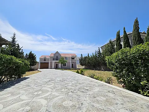 Satılır 7 otaqlı həyət evi 218 m² — Bakı 7 otaq 218.00 m²