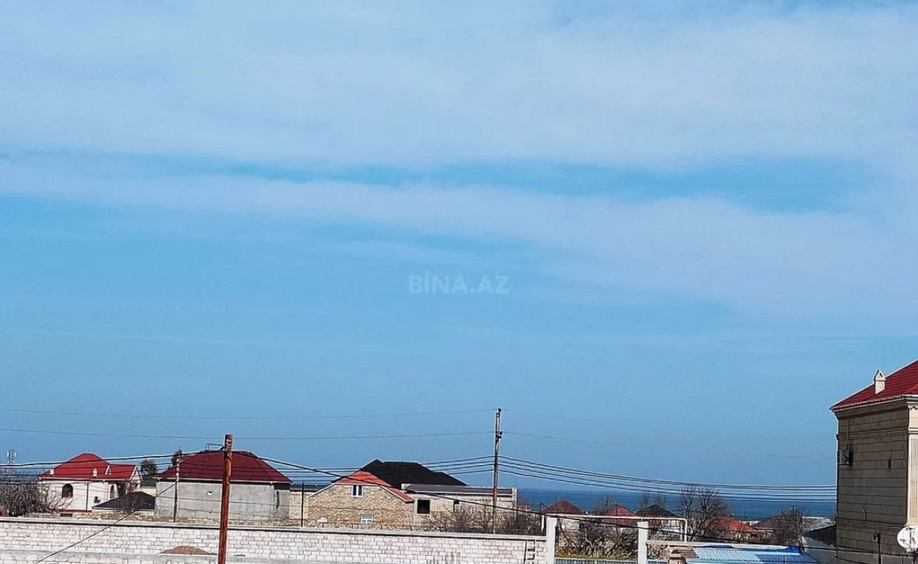 Satılır 7 otaqlı həyət evi 218 m²