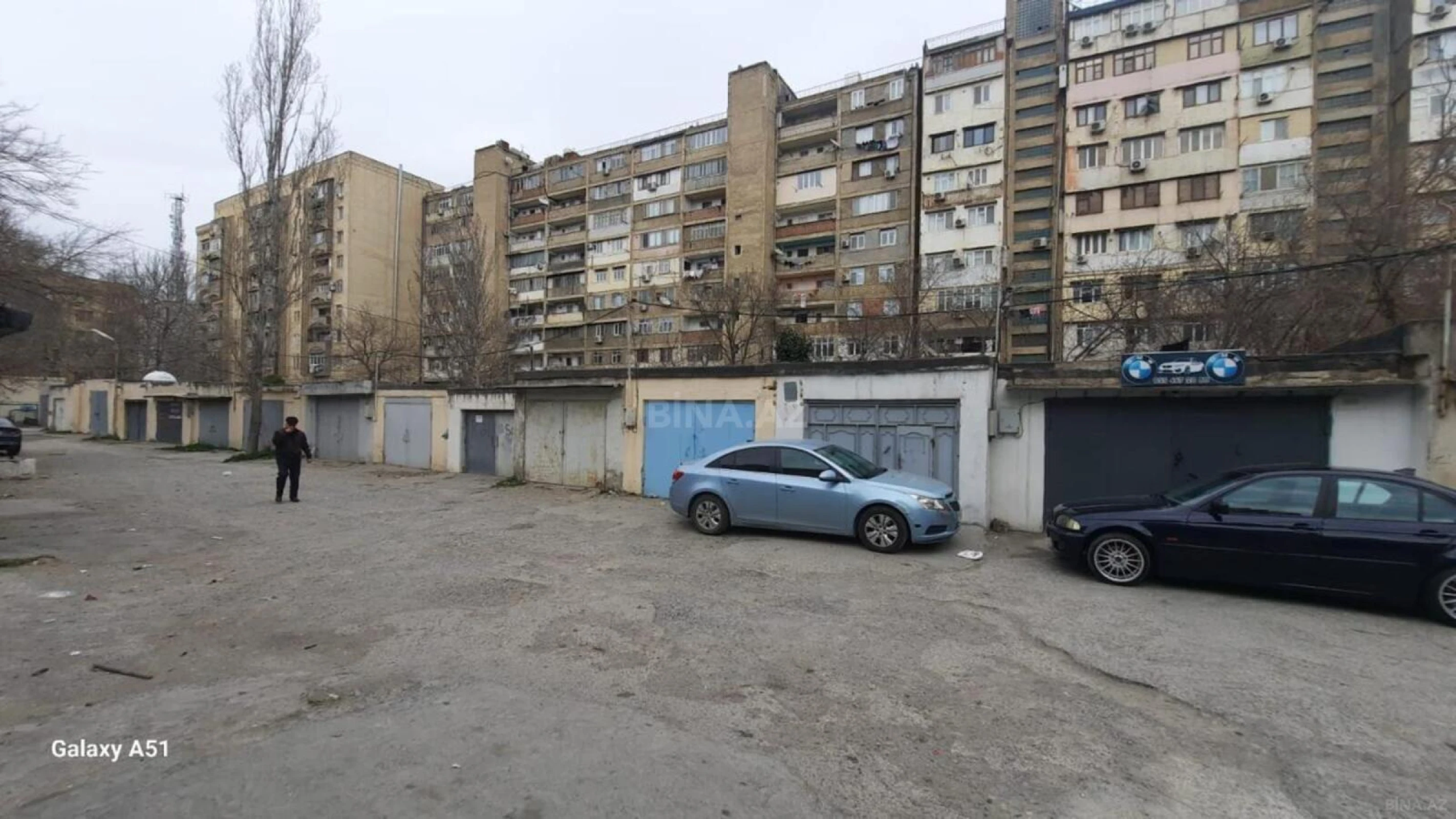 Kirayə verilir qaraj 20 m²