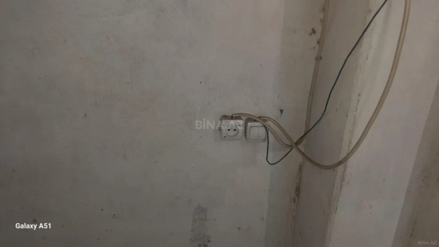 Kirayə verilir qaraj 20 m²