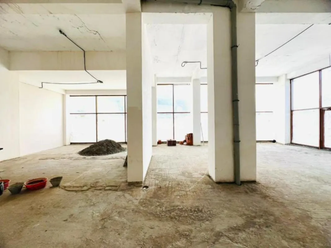 Kirayə verilir obyekt 400 m²