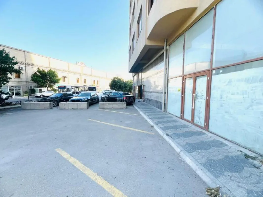 Kirayə verilir obyekt 400 m²