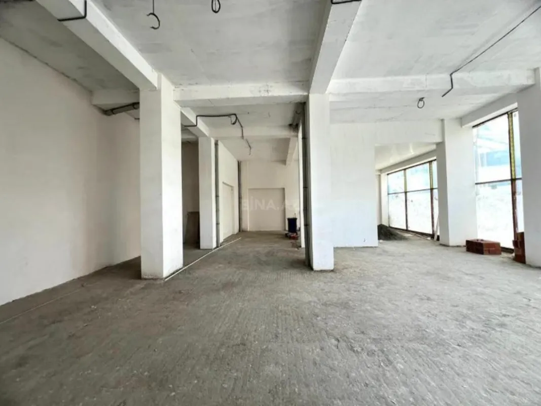 Kirayə verilir obyekt 400 m²