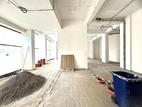 Kirayə verilir obyekt 400 m²