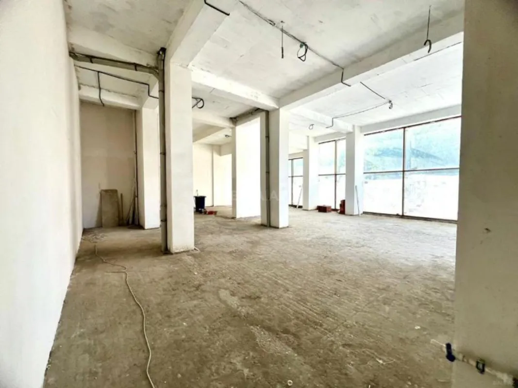 Kirayə verilir obyekt 400 m²