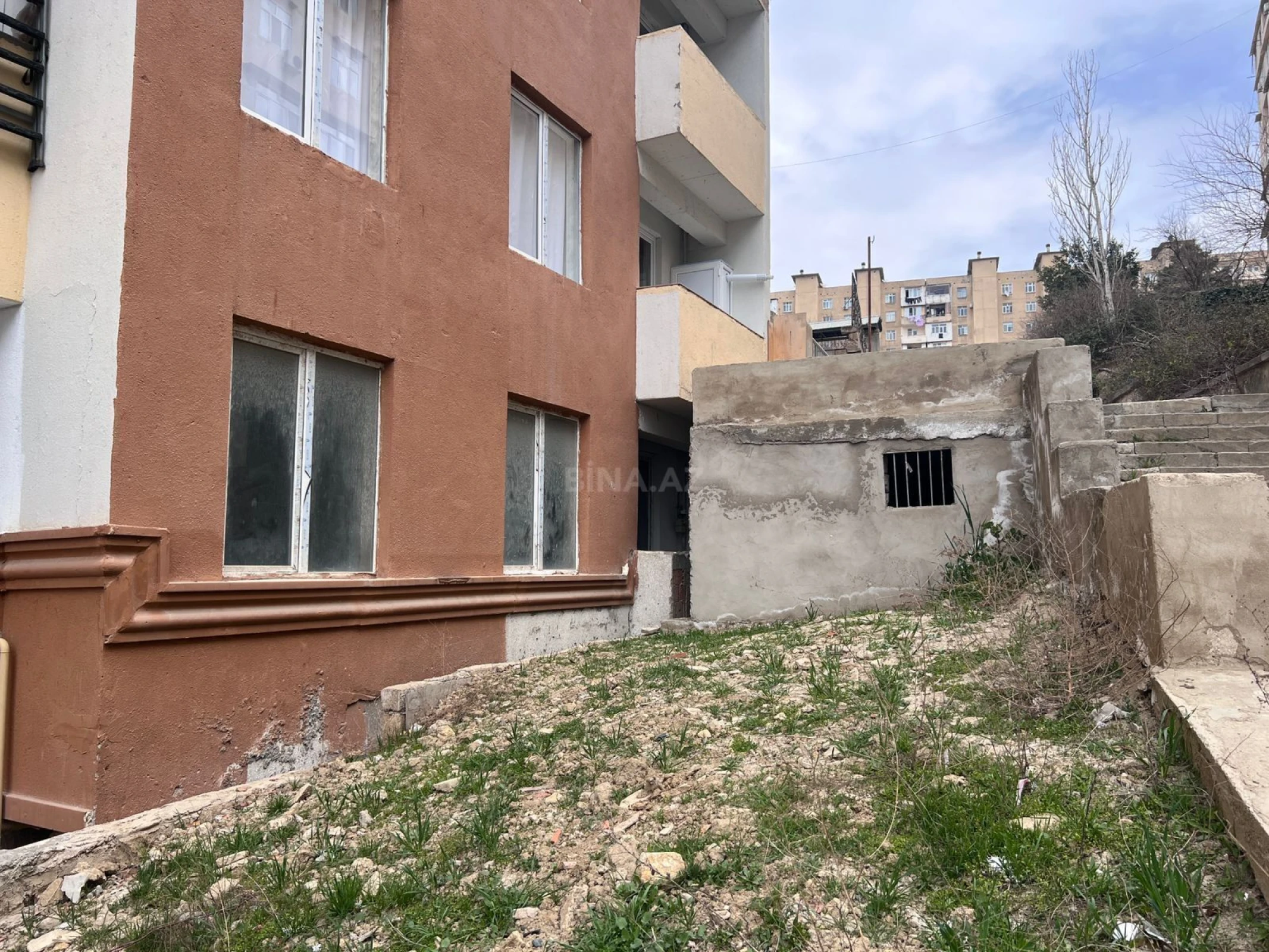 Satılır 2 otaqlı mənzil 75 m²