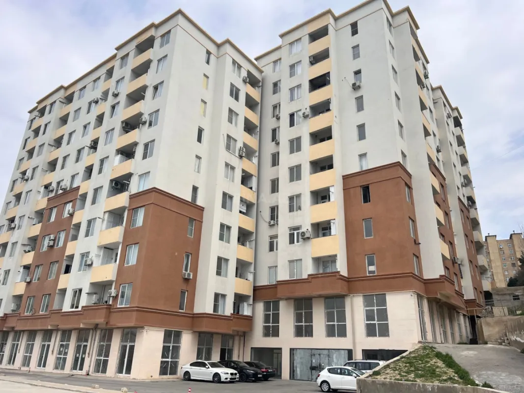 Satılır 2 otaqlı mənzil 75 m²