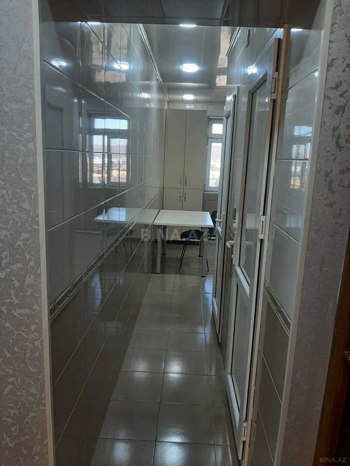 Kirayə verilir 3 otaqlı mənzil 75 m²