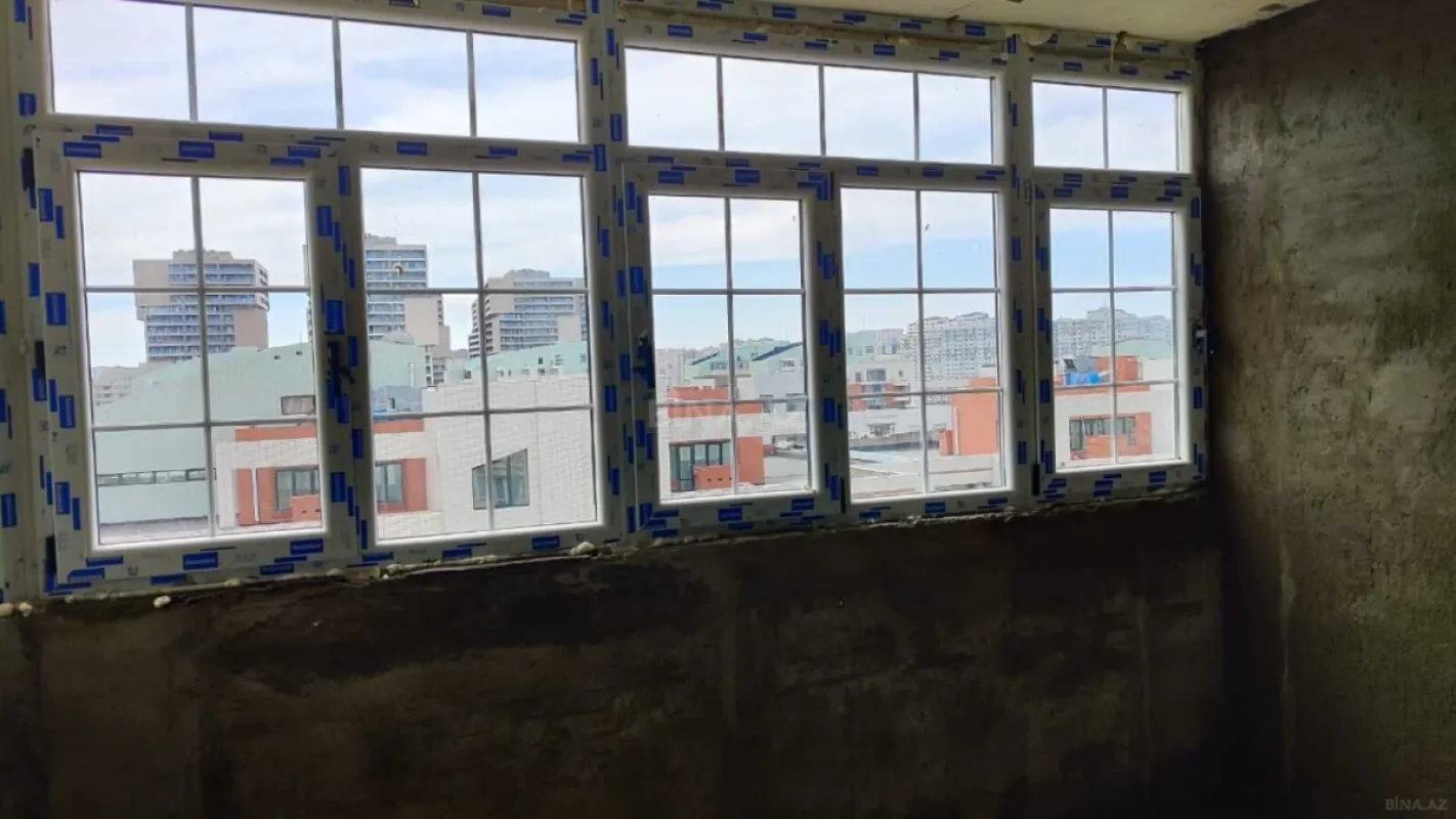 Satılır 2 otaqlı mənzil 68 m²