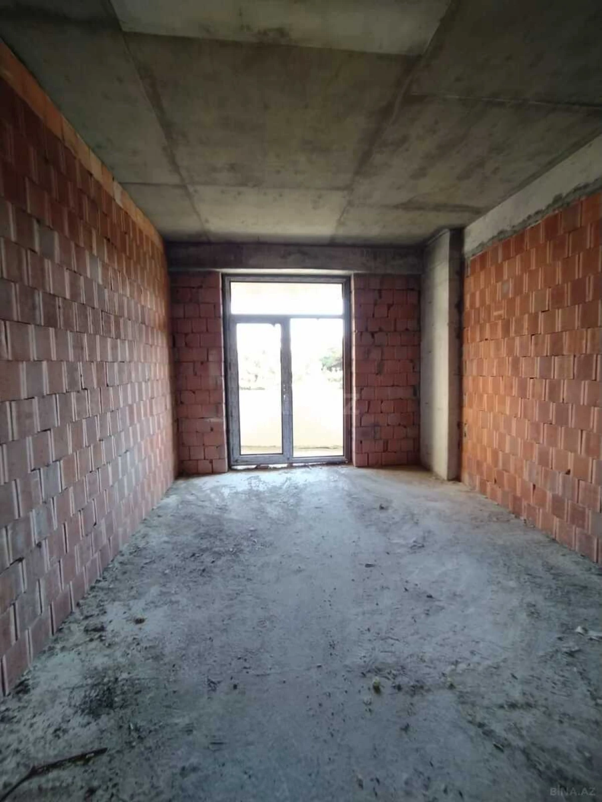 Satılır 1 otaqlı mənzil 36 m²