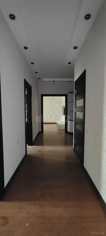Satılır 3 otaqlı mənzil 153 m²
