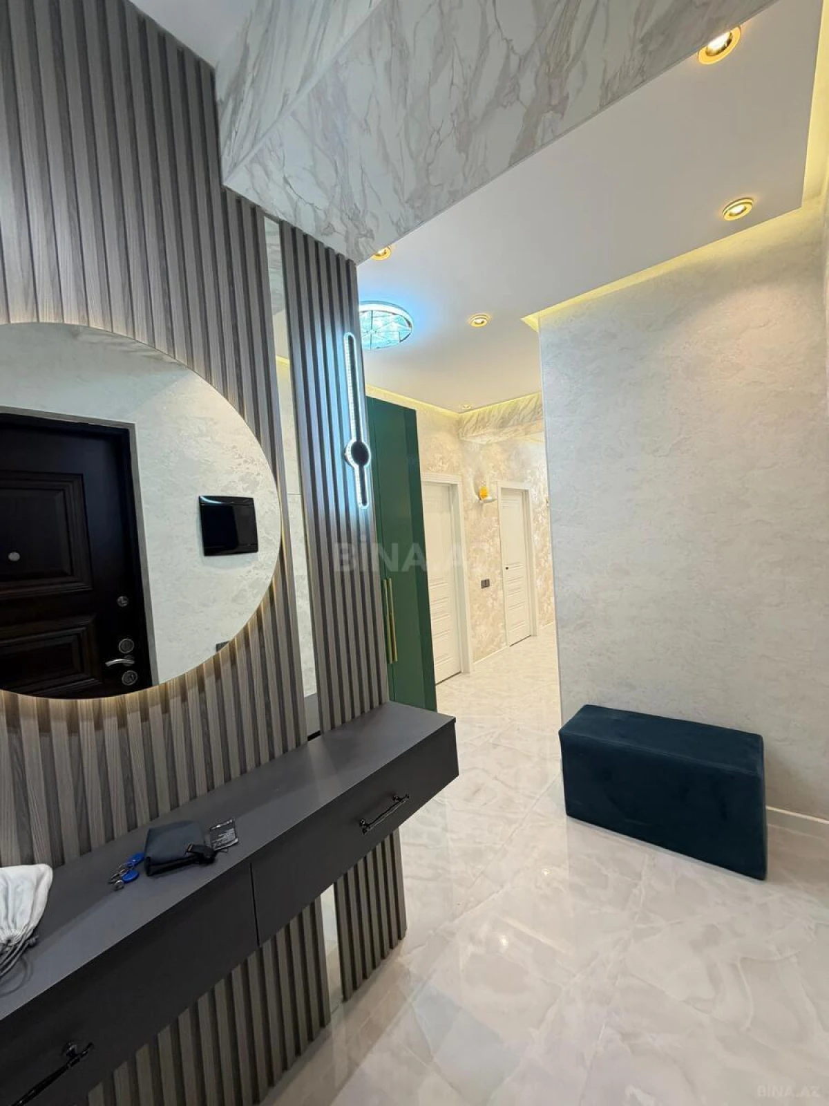 Satılır 3 otaqlı mənzil 110 m²