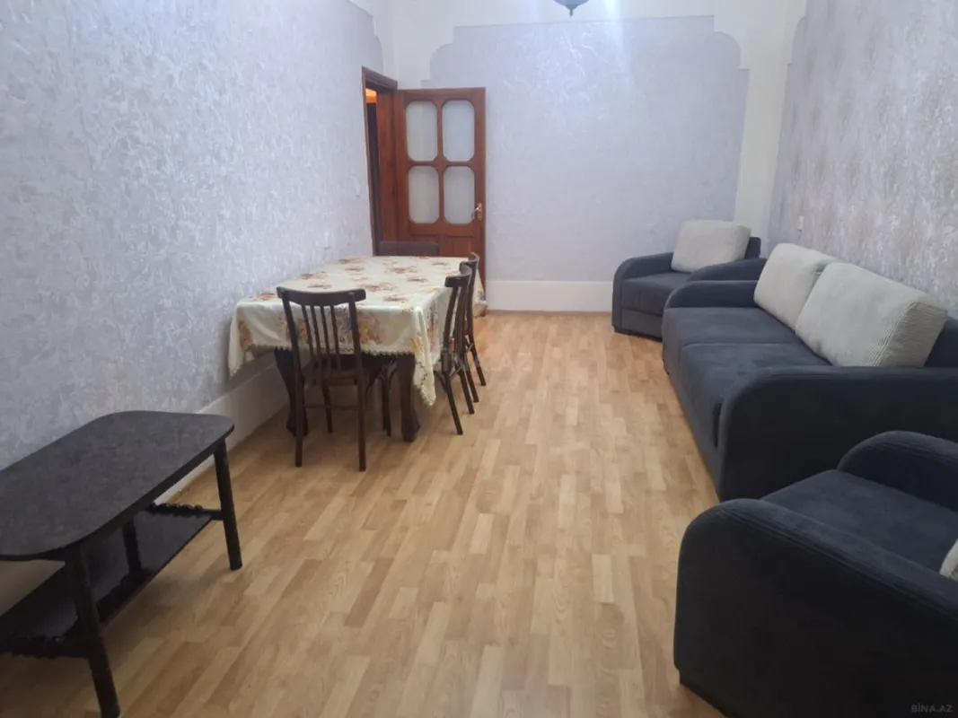 Kirayə verilir 3 otaqlı mənzil 110 m²