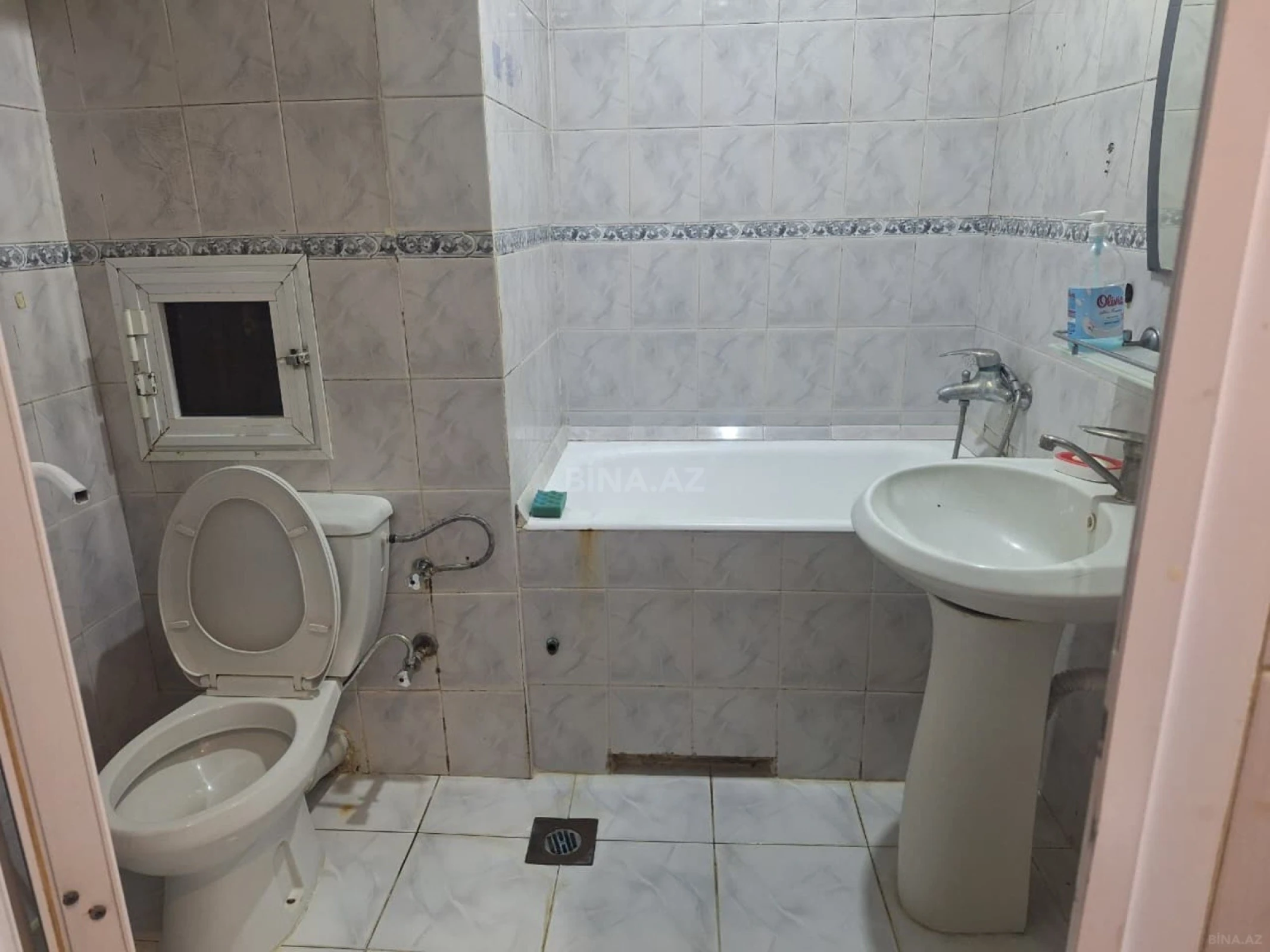 Kirayə verilir 3 otaqlı mənzil 110 m²