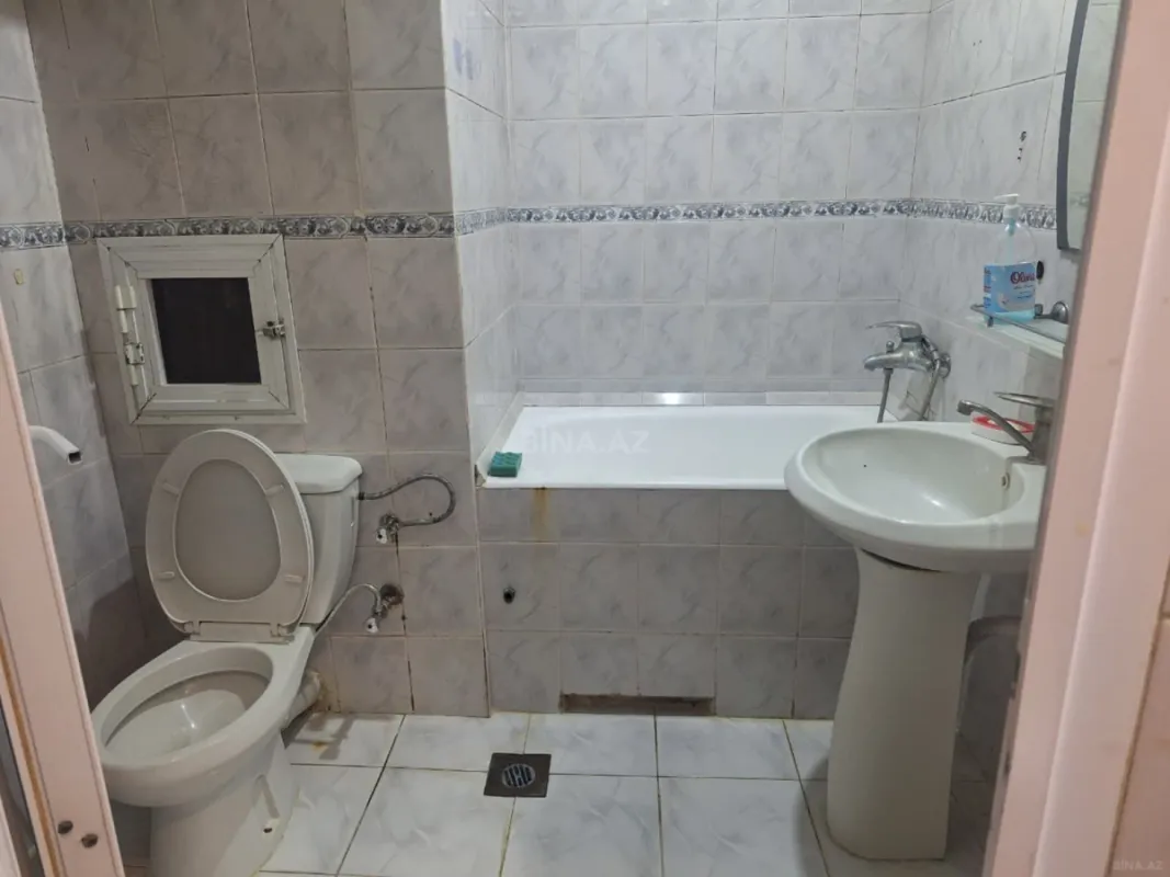Kirayə verilir 3 otaqlı mənzil 110 m²