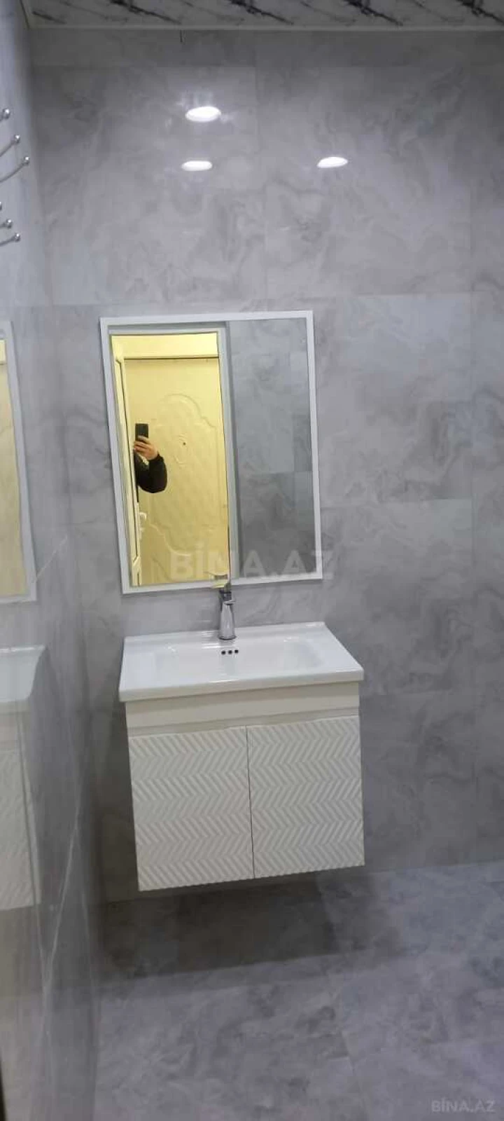 Satılır 3 otaqlı mənzil 55 m²