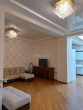 Satılır 2 otaqlı mənzil 82 m²