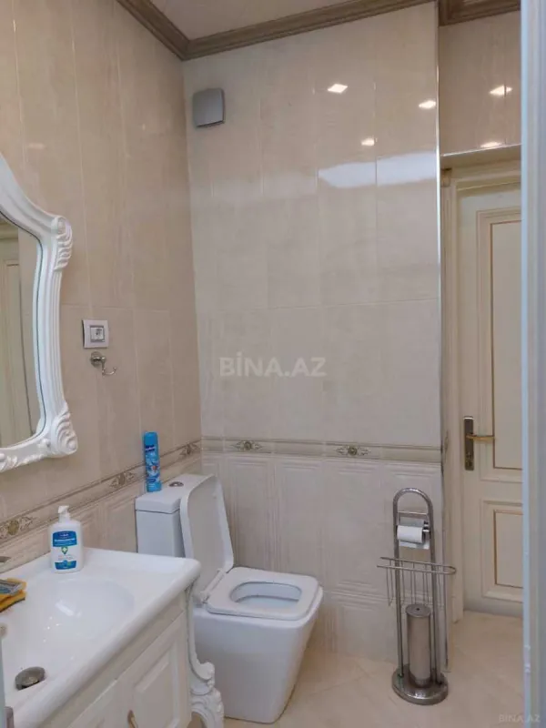 Satılır 2 otaqlı mənzil 82 m²