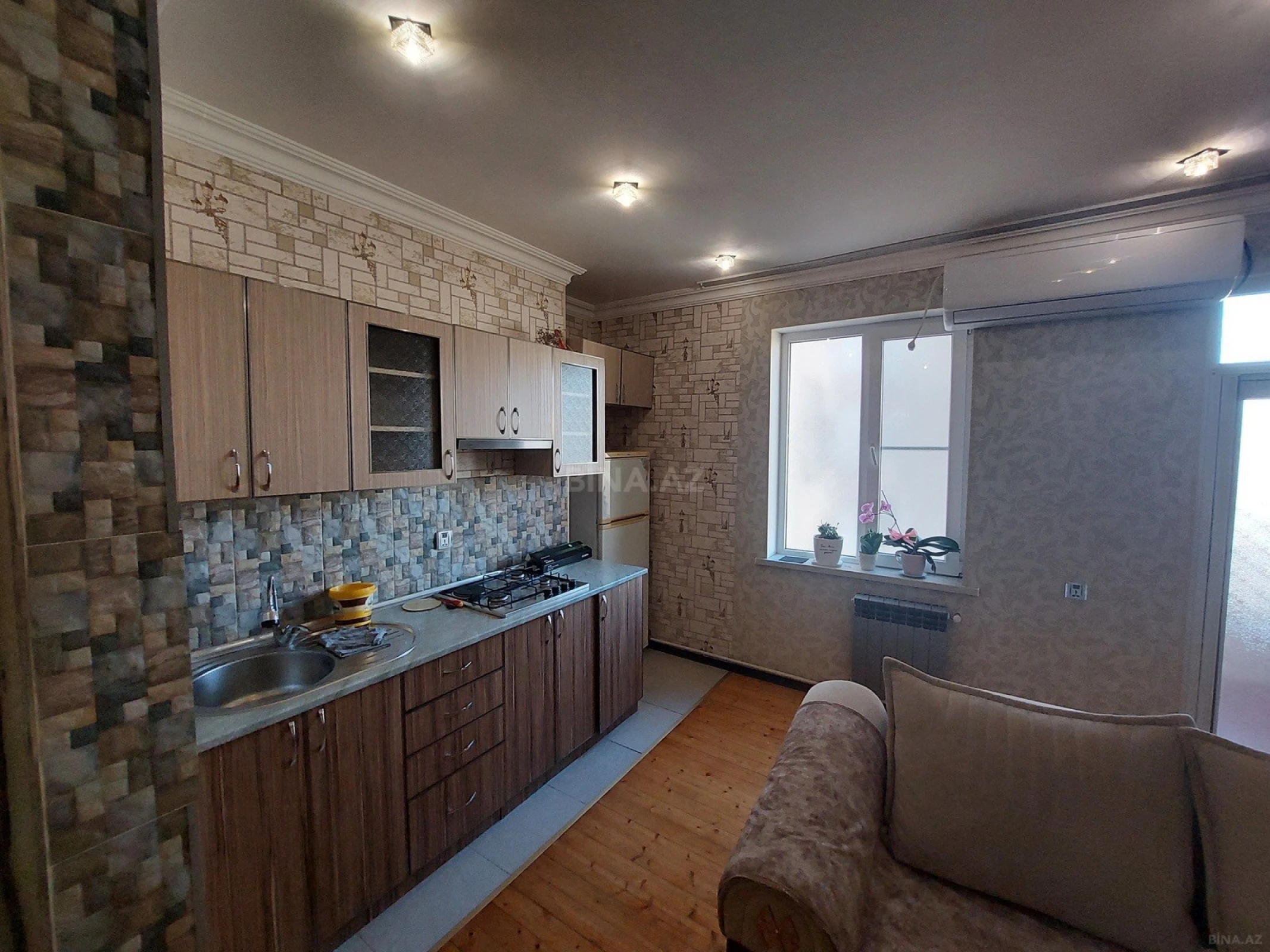 Kirayə verilir 3 otaqlı mənzil 70 m²