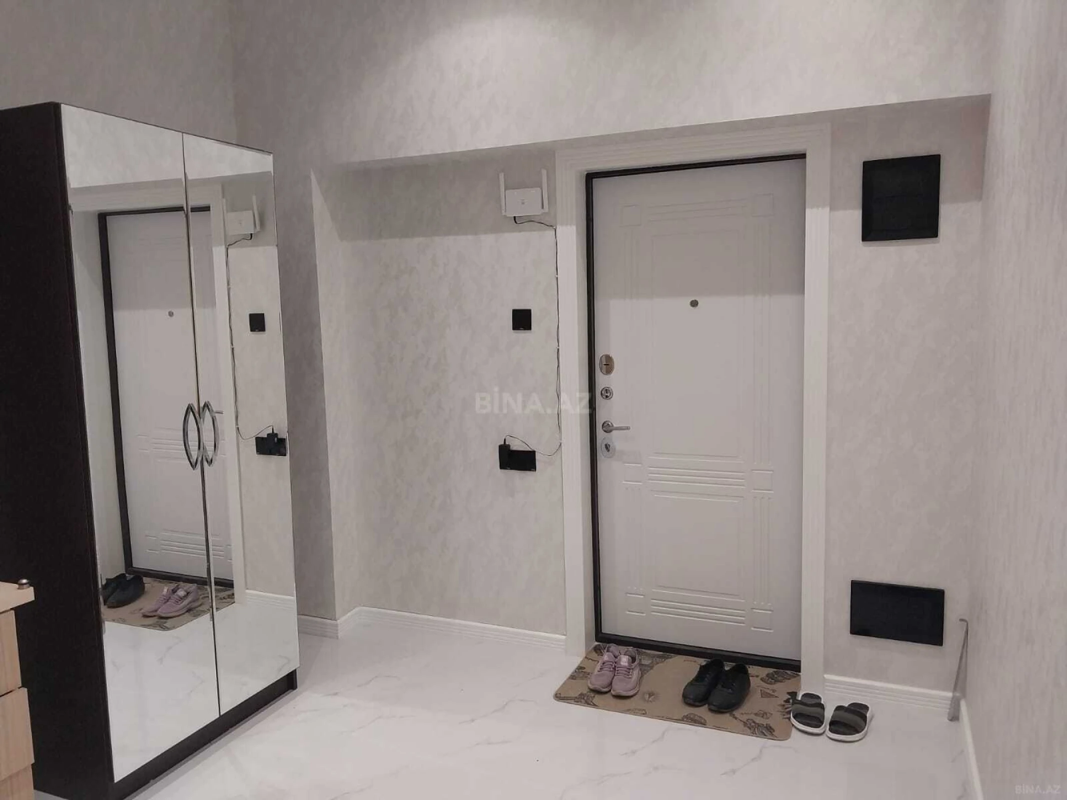 Kirayə verilir 3 otaqlı mənzil 104 m²