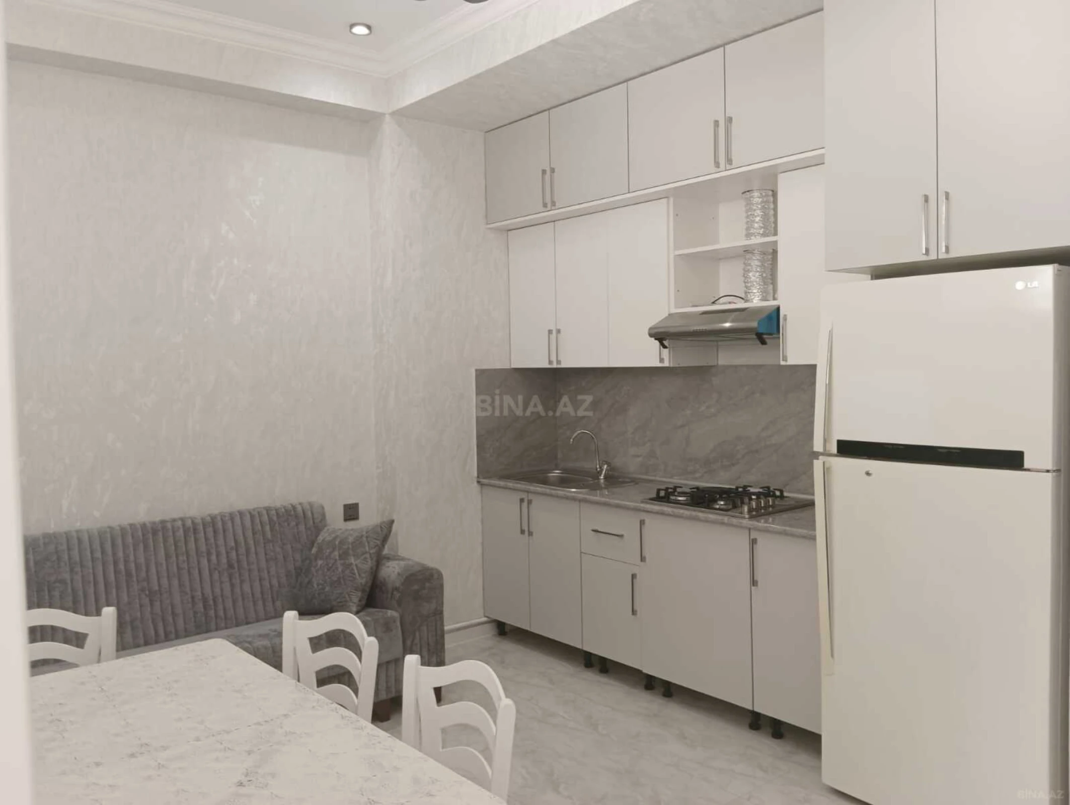 Kirayə verilir 3 otaqlı mənzil 85 m²