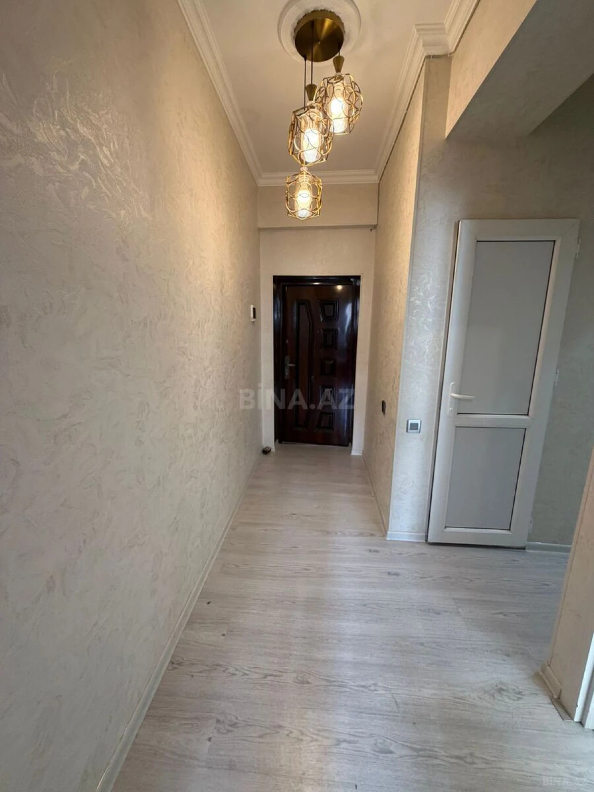 Satılır 2 otaqlı mənzil 56 m²