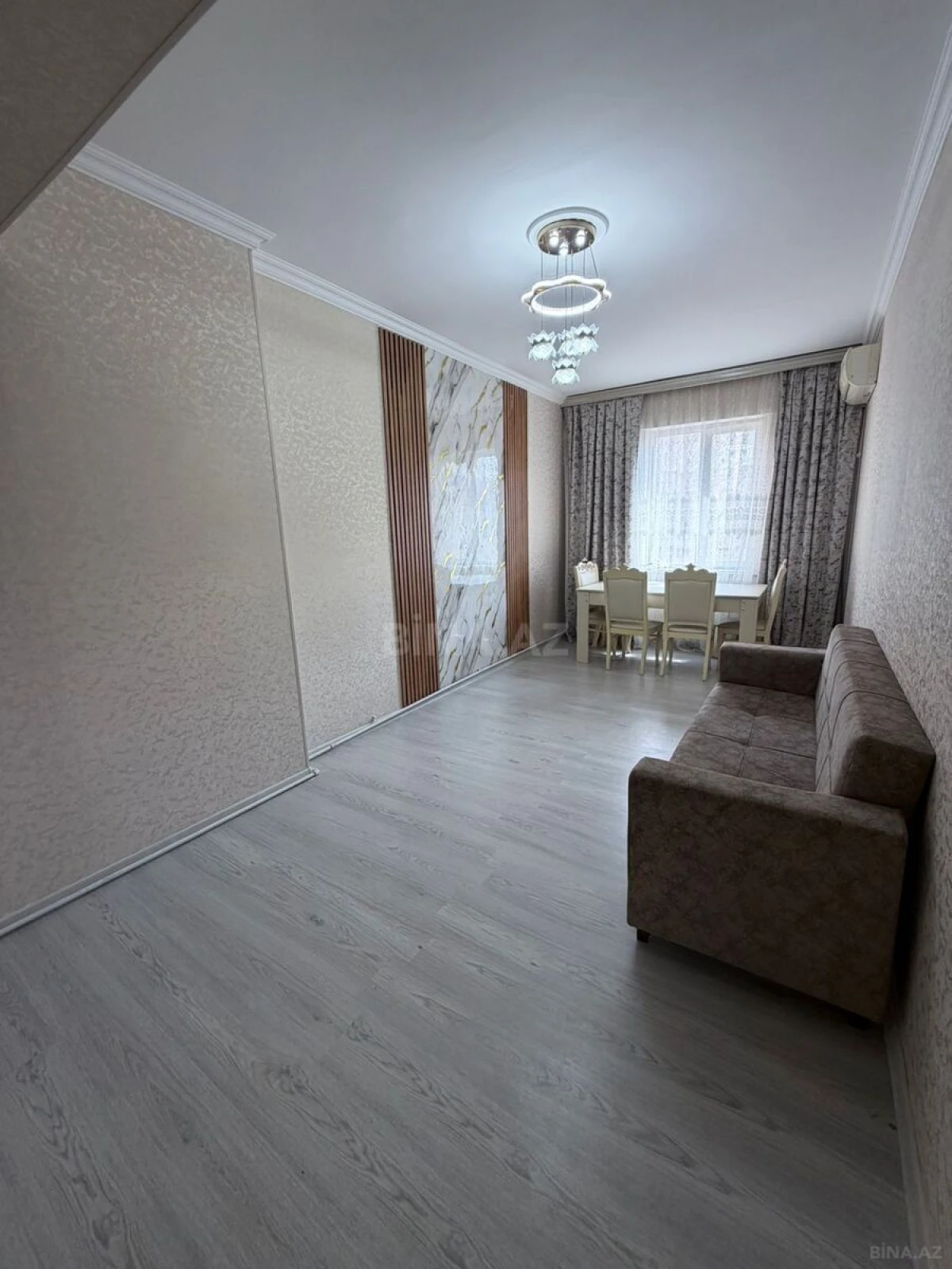 Satılır 2 otaqlı mənzil 56 m²